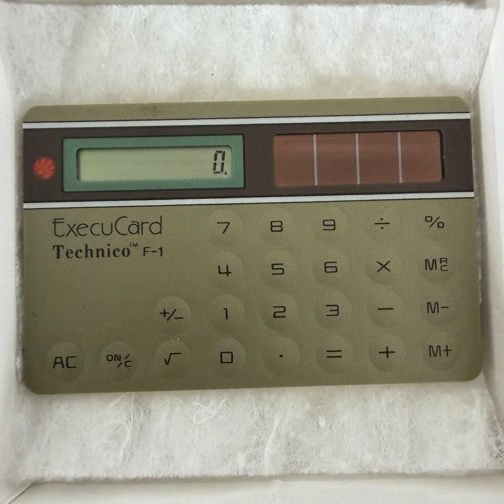 Vintage ExecuCard Technico F-1 Solar Credit Card Calculator‎ w/ Case Japan